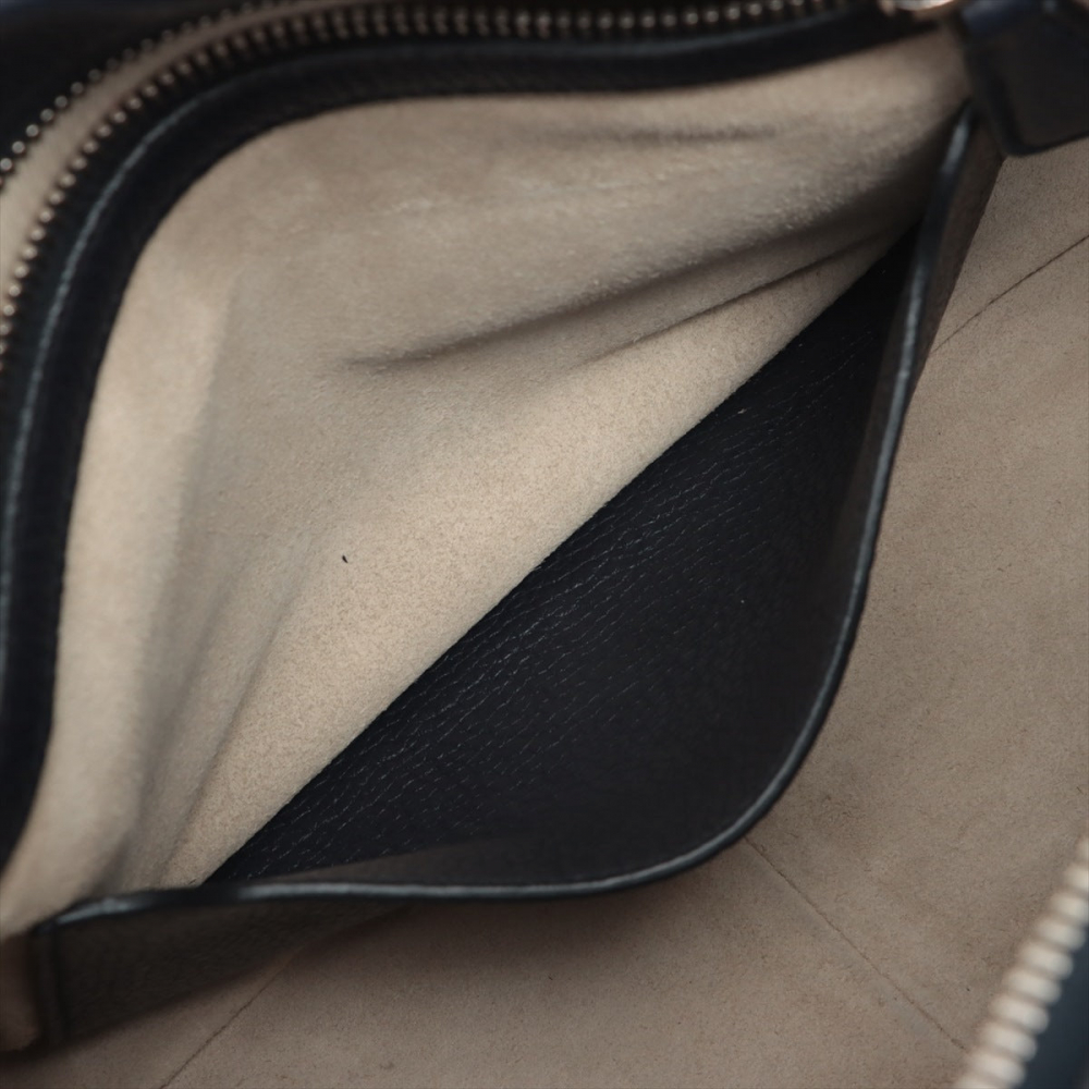 Prada Zipped Shoulder Bag Daino Leather Navy blue