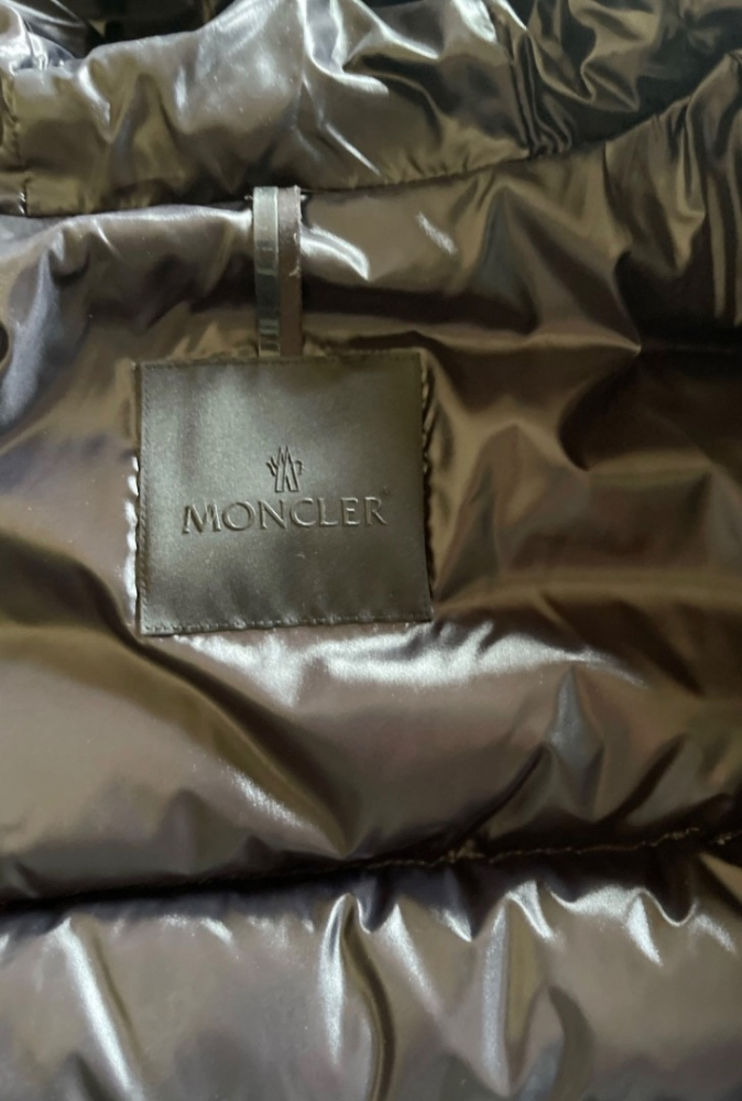 Moncler Herbe Hooded Short Down Jacket