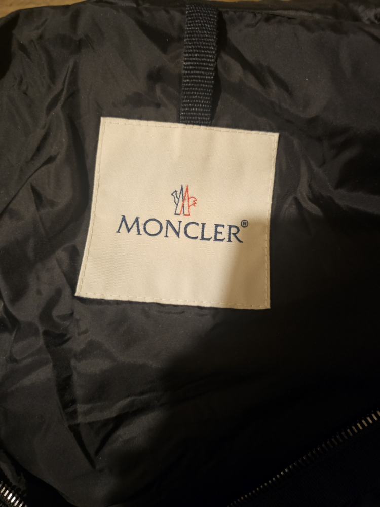 Moncler 