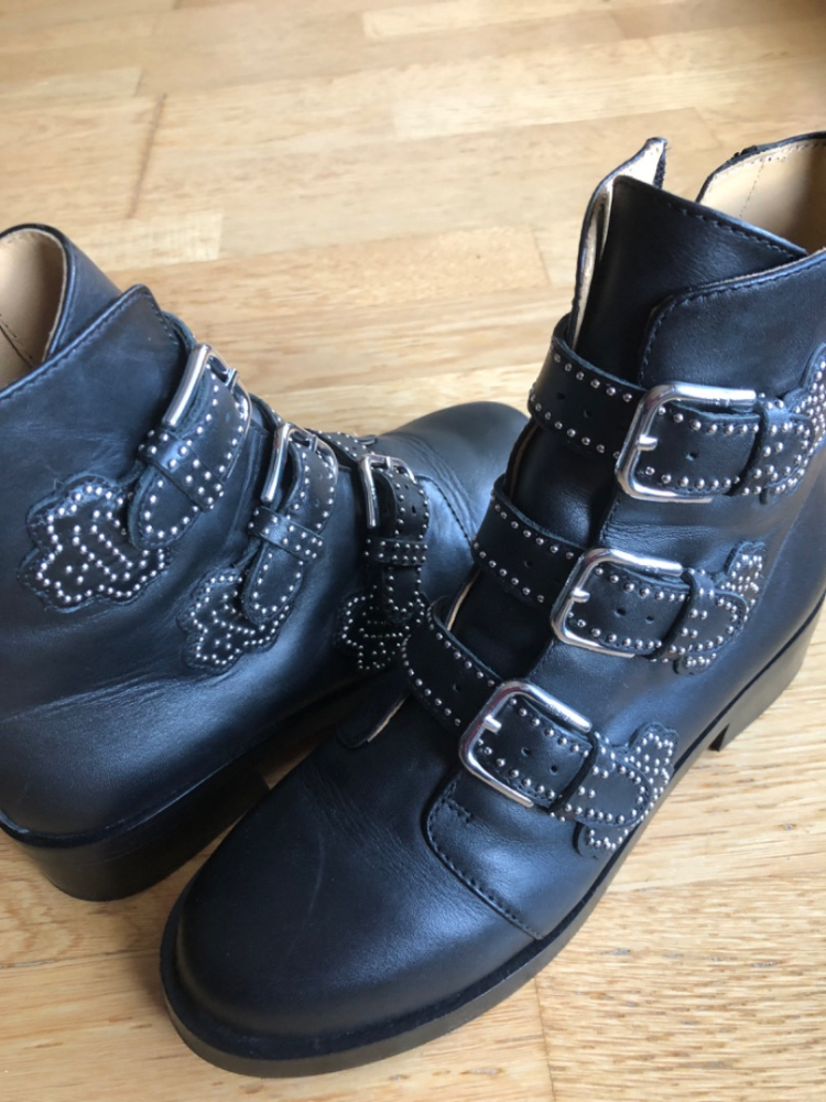 Maje Bottines avec zip
