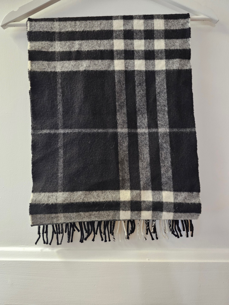 Burberry Scarve