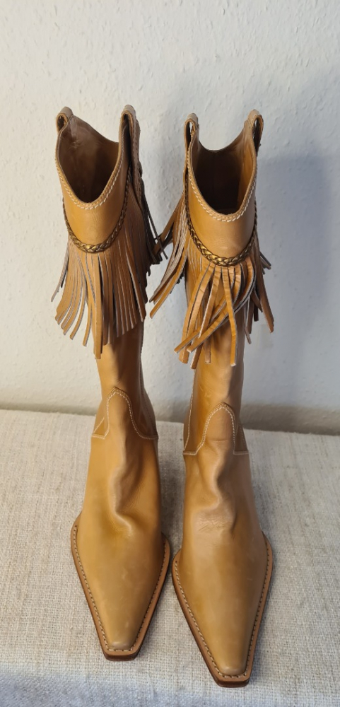 Sergio Rossi Western chic de luxe