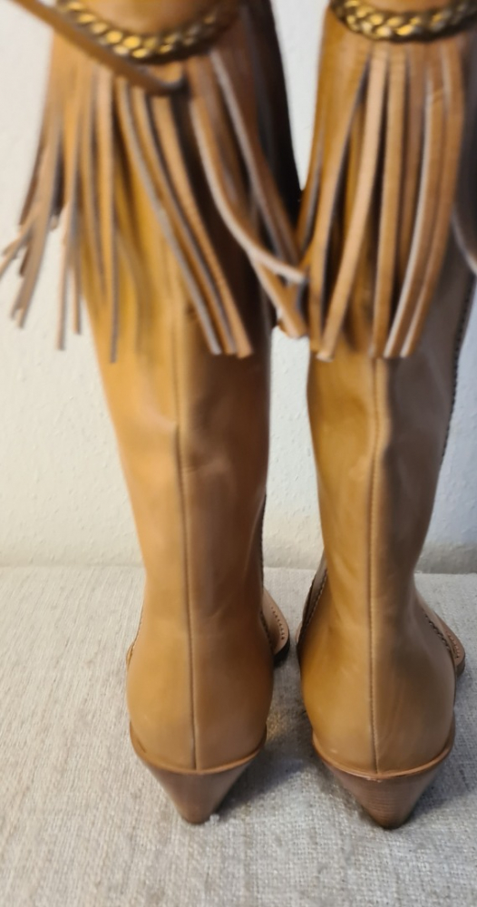 Sergio Rossi Western chic de luxe