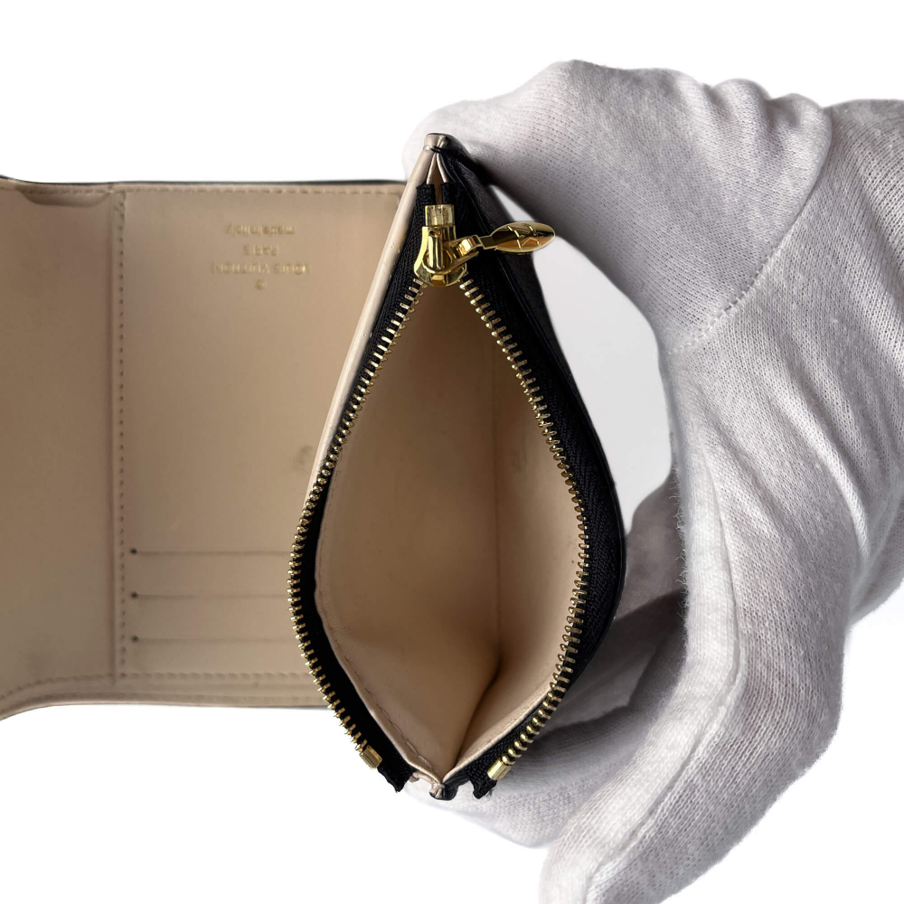 Louis Vuitton Pont 9 Calfskin Grained Leather Folding Wallet Black