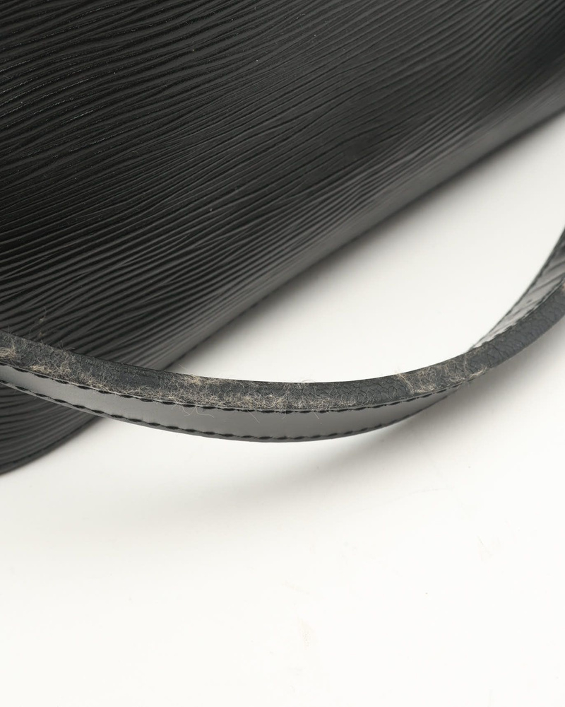 Louis Vuitton Epi Petit Noé Bag