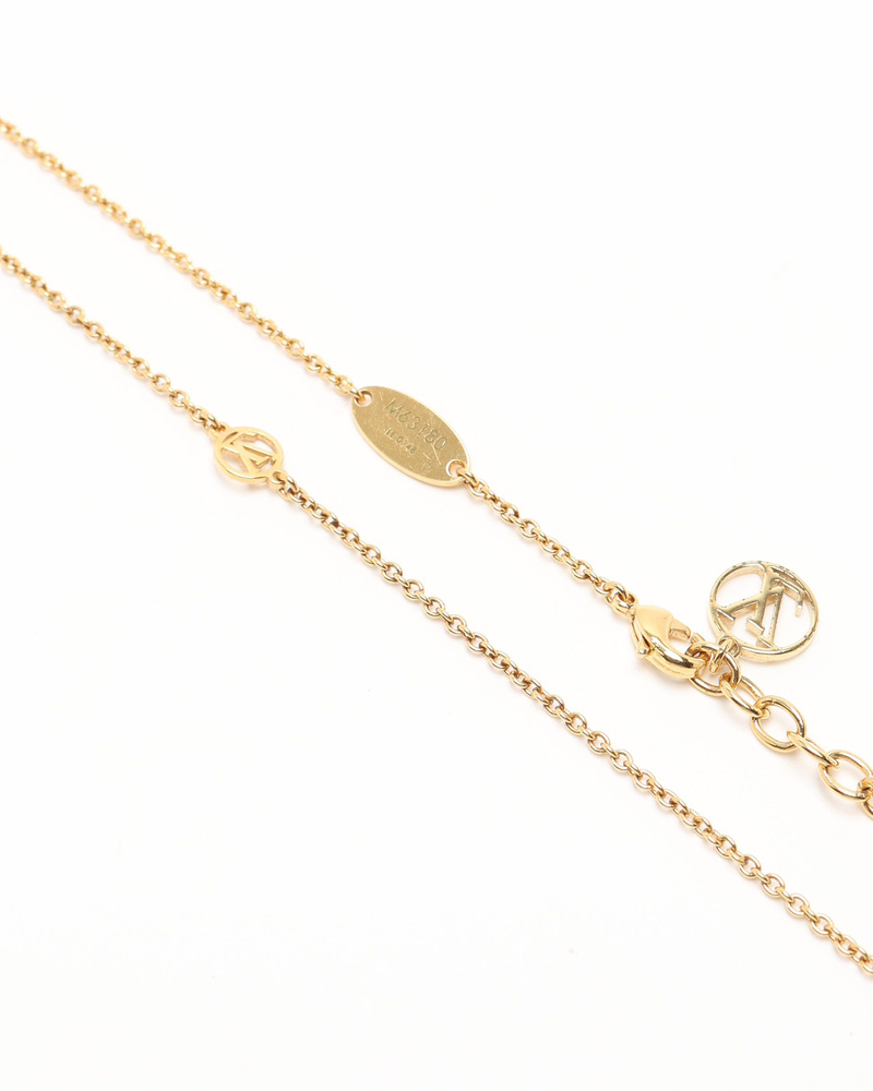 Louis Vuitton Essential V Necklace