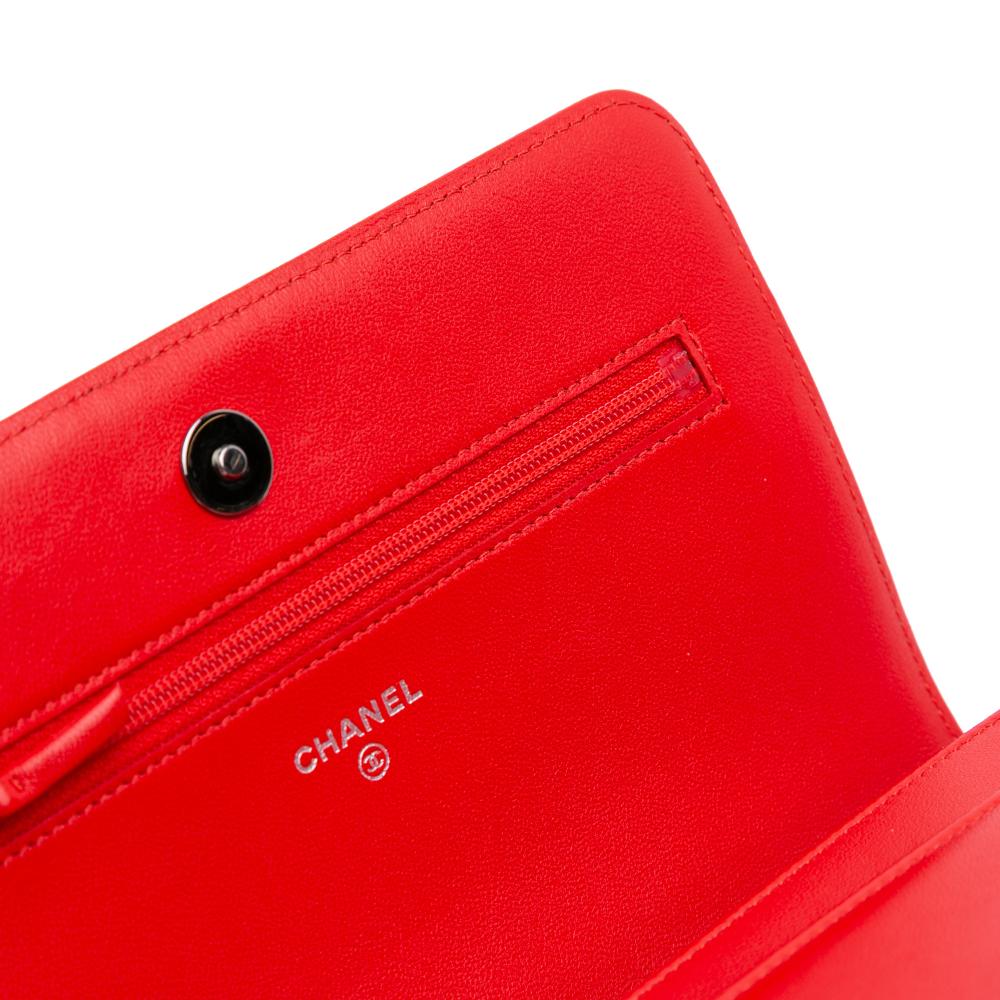 Chanel B Chanel Red Calf Leather Chevron skin Boy Wallet On Chain France