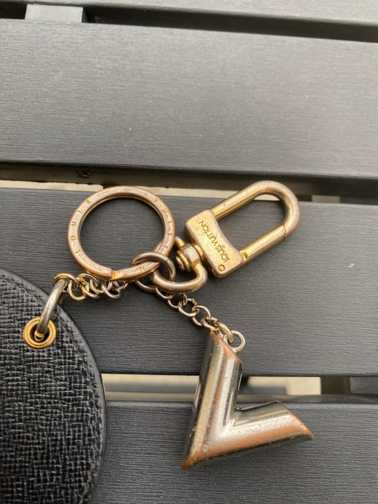 Louis Vuitton Key ring