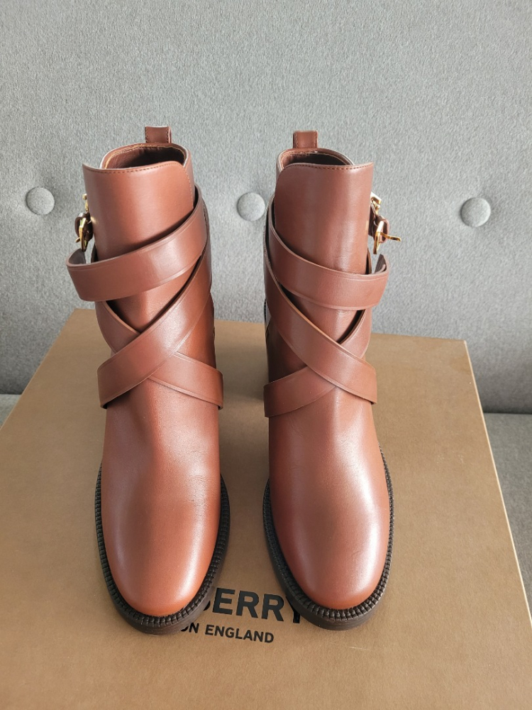 Burberry Boots