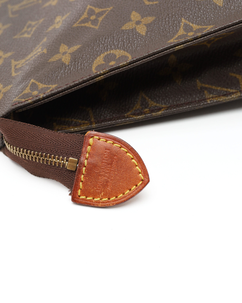 Louis Vuitton Monogram Poche Toilette 25