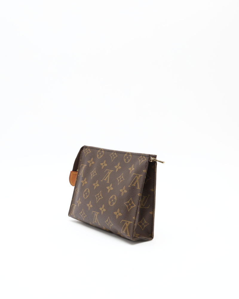 Louis Vuitton Monogram Poche Toilette 19