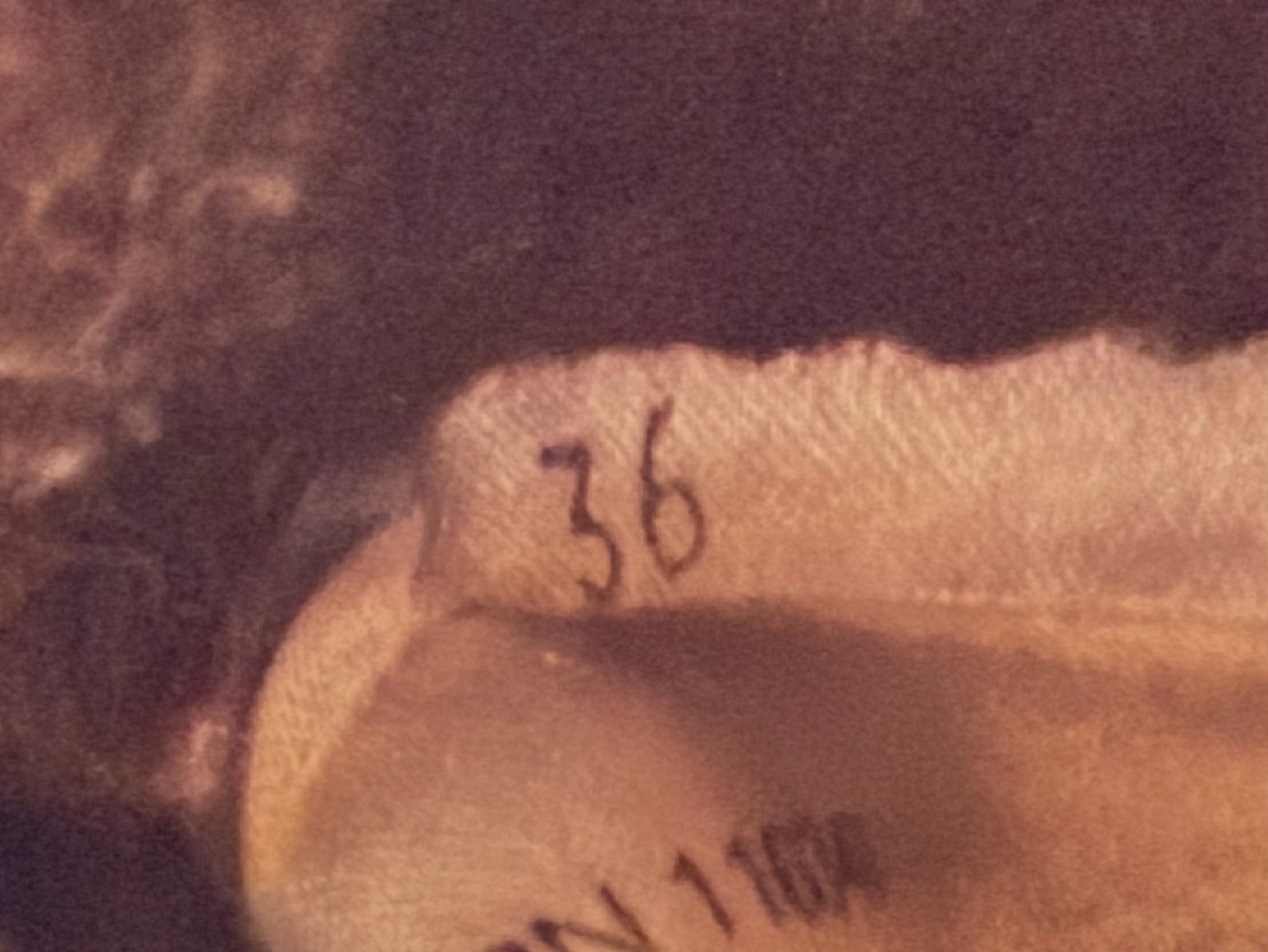 Moncler Mit Shearling gefütterte Keilstiefeletten aus Kalbsleder!