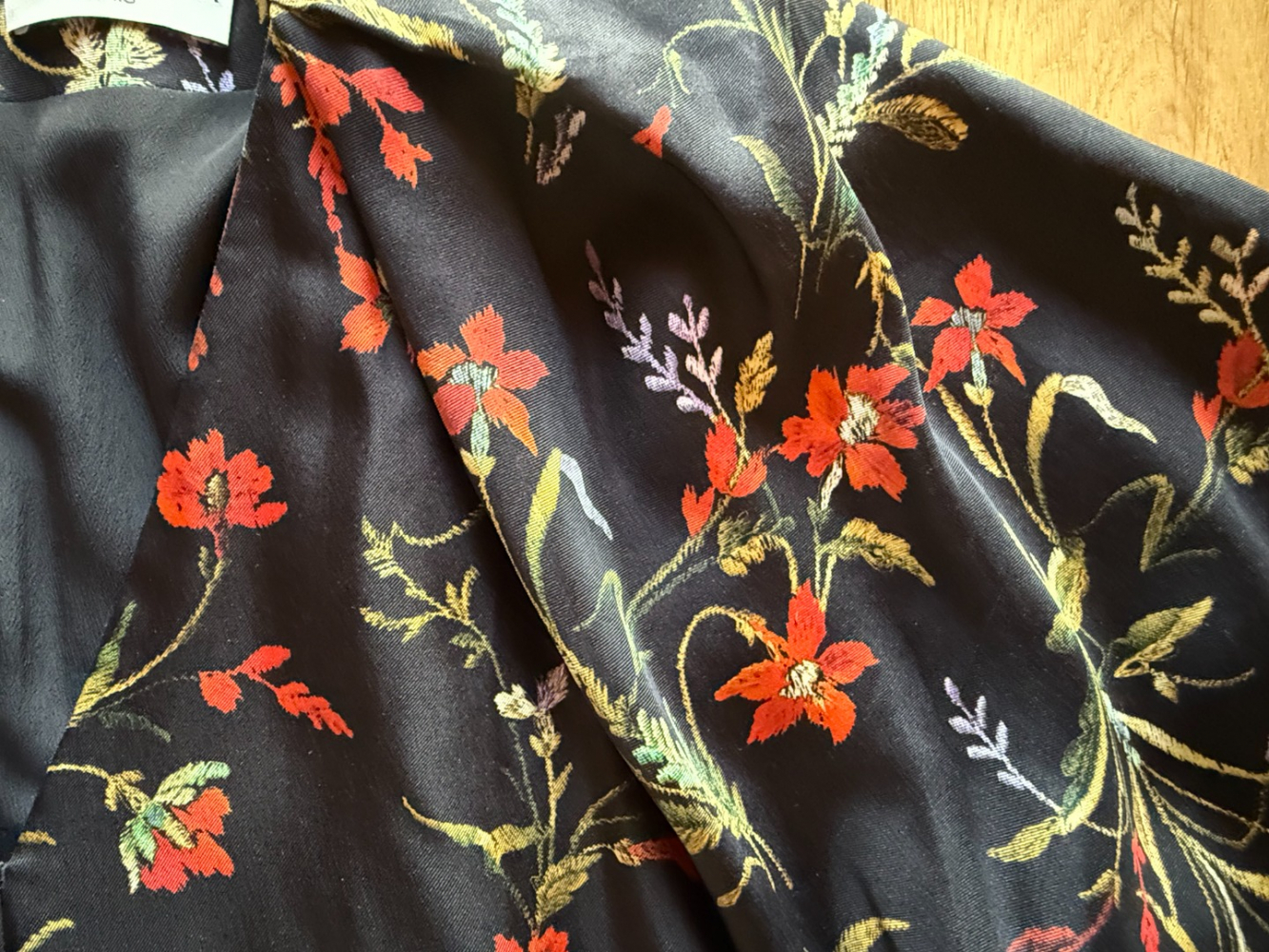 Balenciaga Robe en soie à fleurs