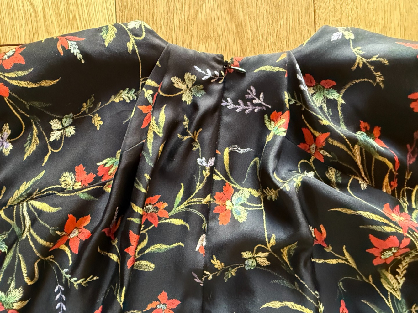 Balenciaga Robe en soie à fleurs