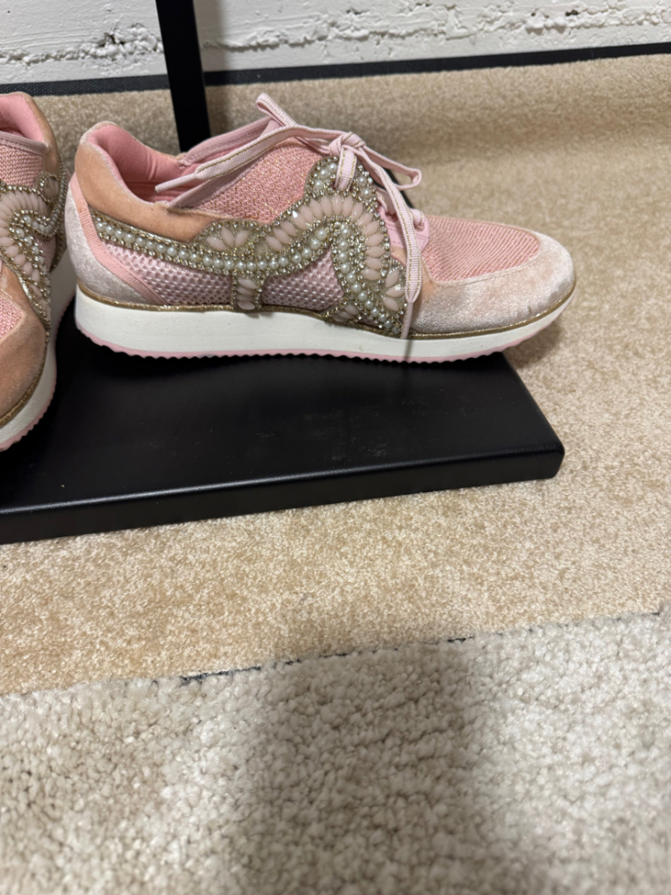 Sophia Webster Embroidered sneakers