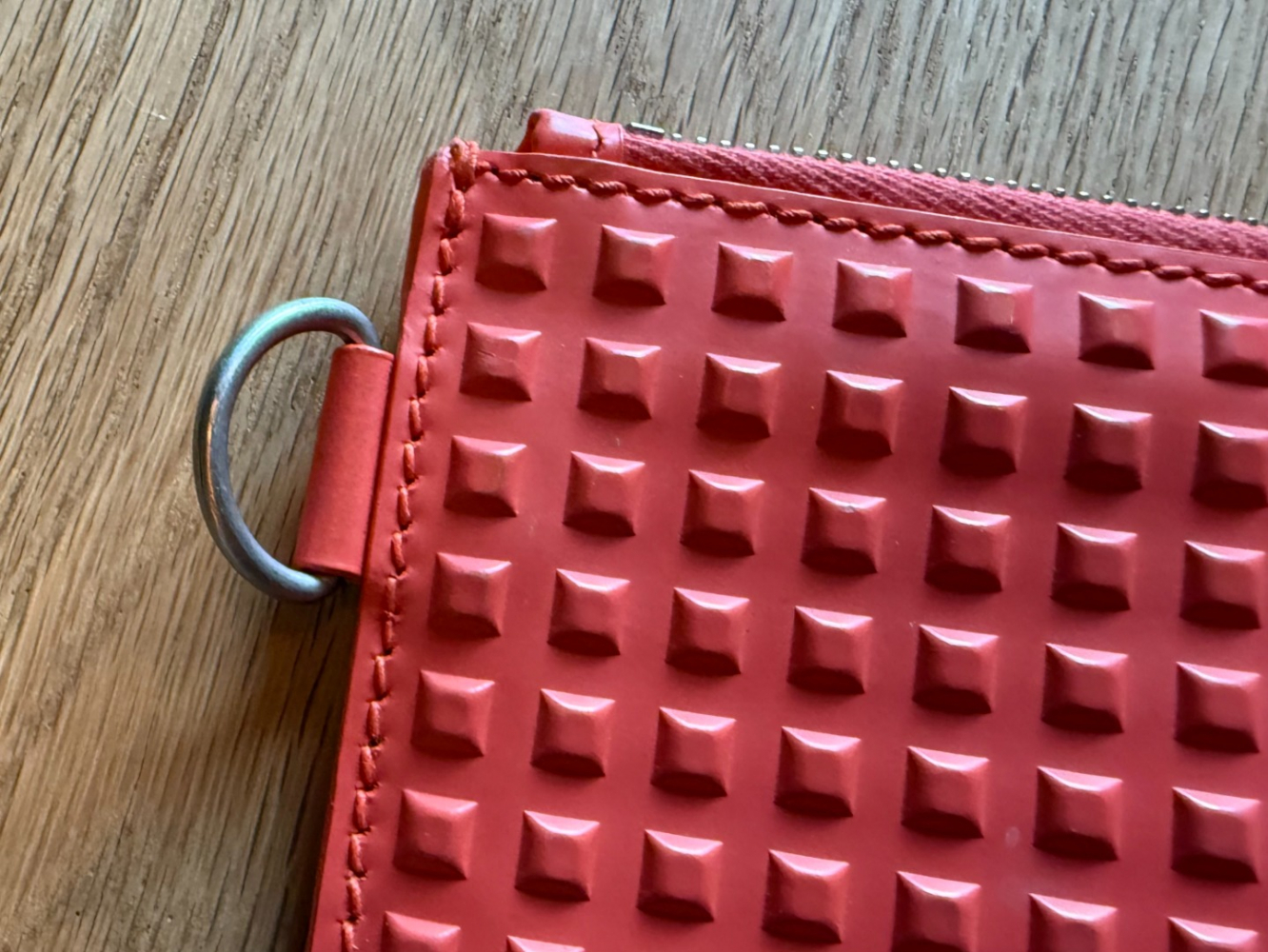 Balenciaga Pochette texturée