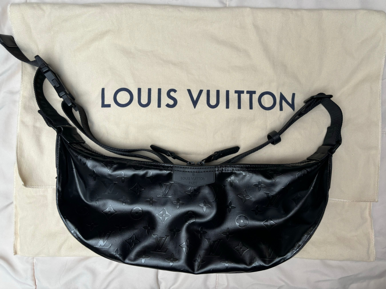 Louis Vuitton HAMAC BAG MM MNG STORM B.