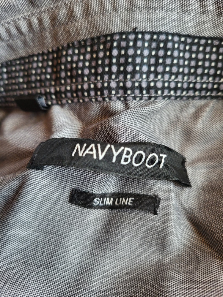 Navyboot Schlanke Linie