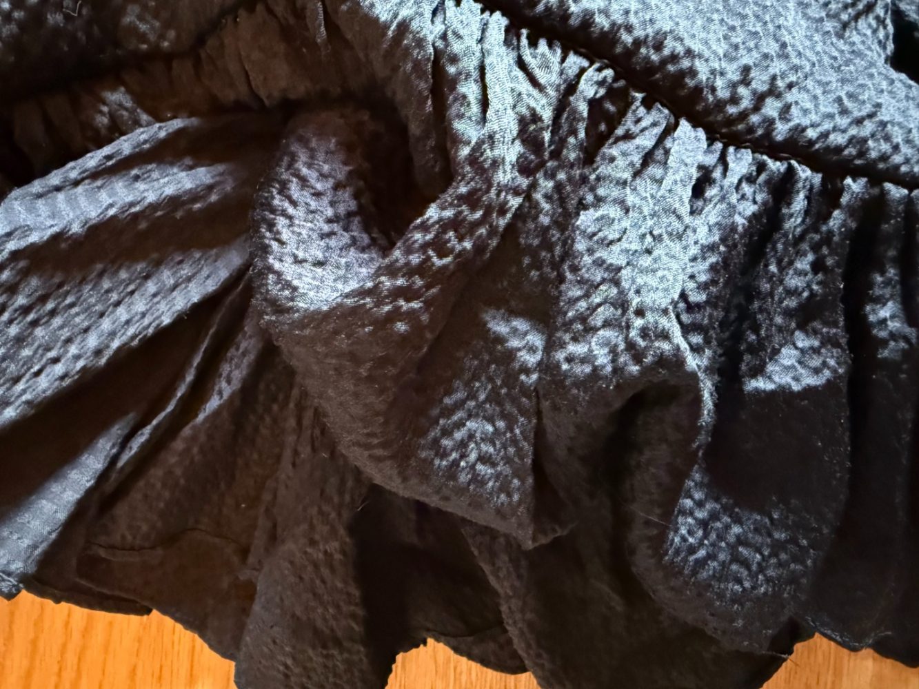 Balenciaga Adorable, amusante et flottante petite robe en soie