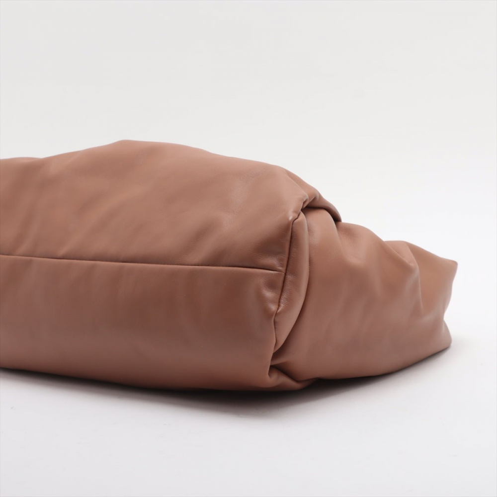 Bottega Veneta The Pouch Large Leather Hobo Bag Brown