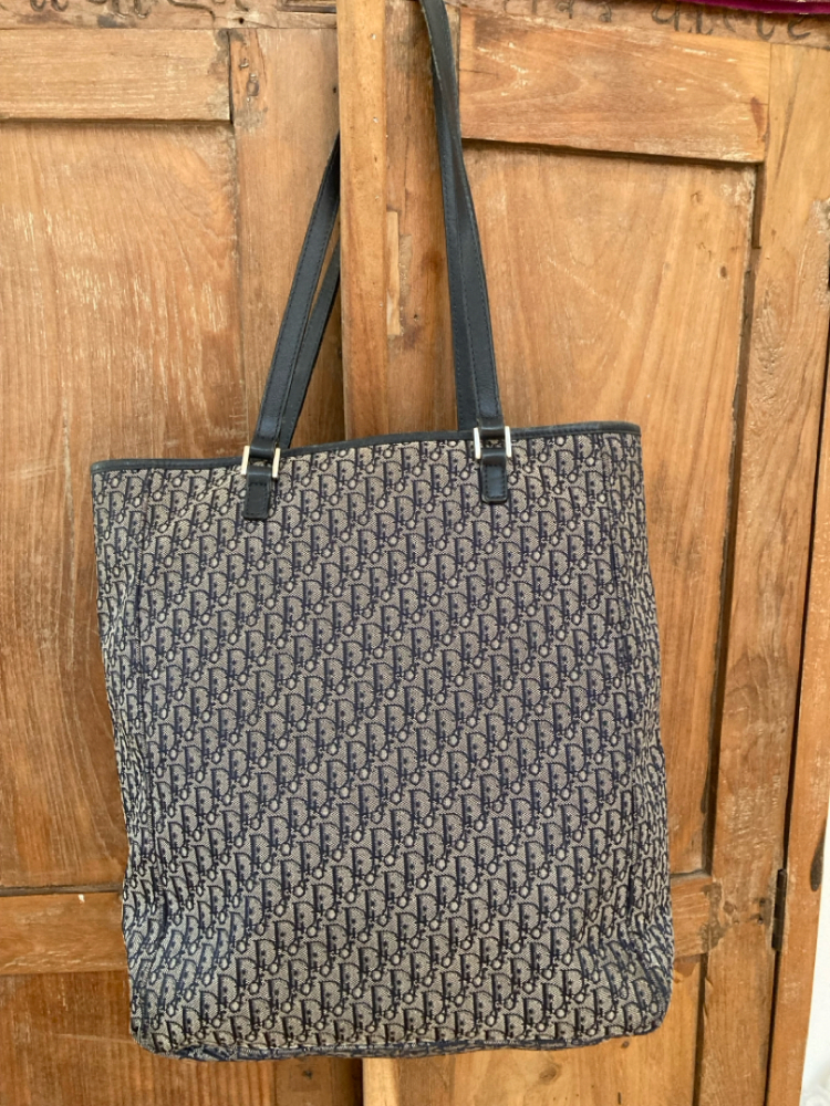 Christian Dior Monogram