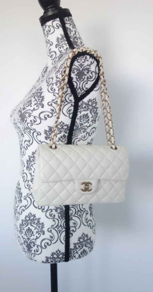 Chanel Classique 11.12 white bag