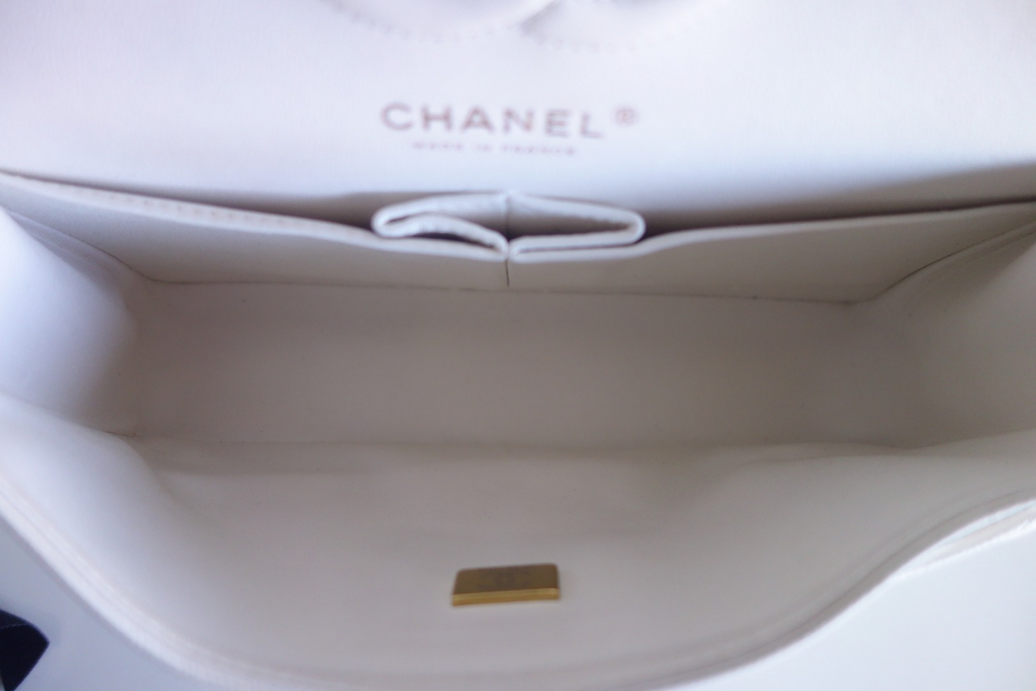 Chanel Classique 11.12 white bag