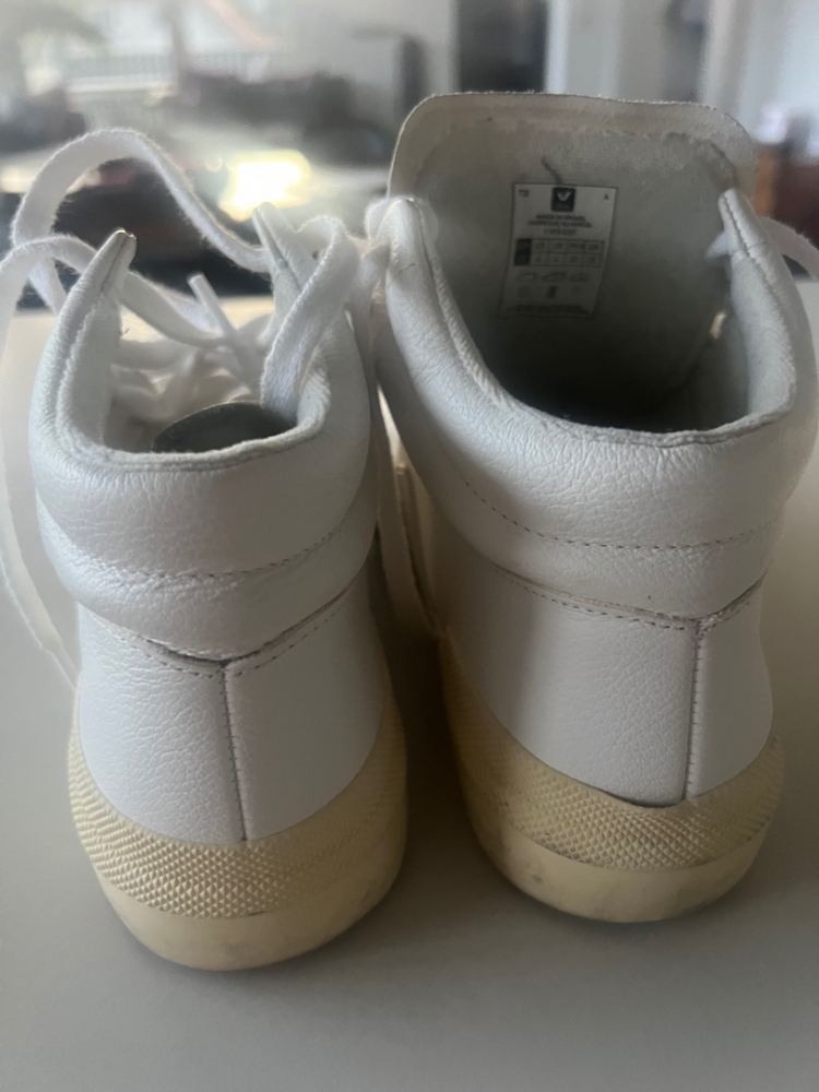 Veja High-top sneakers