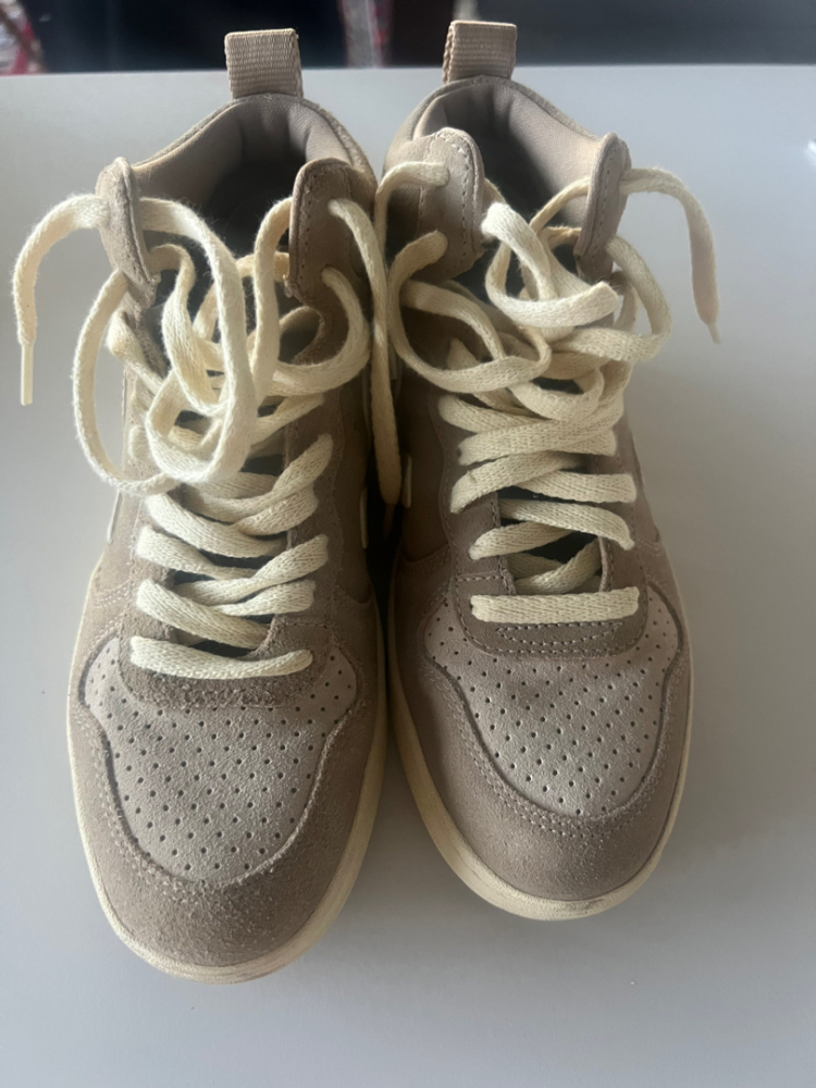 Veja High-top sneakers