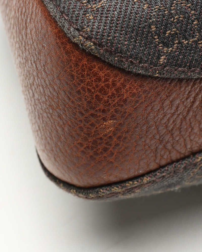 Gucci GG Horsebit Shoulder Bag