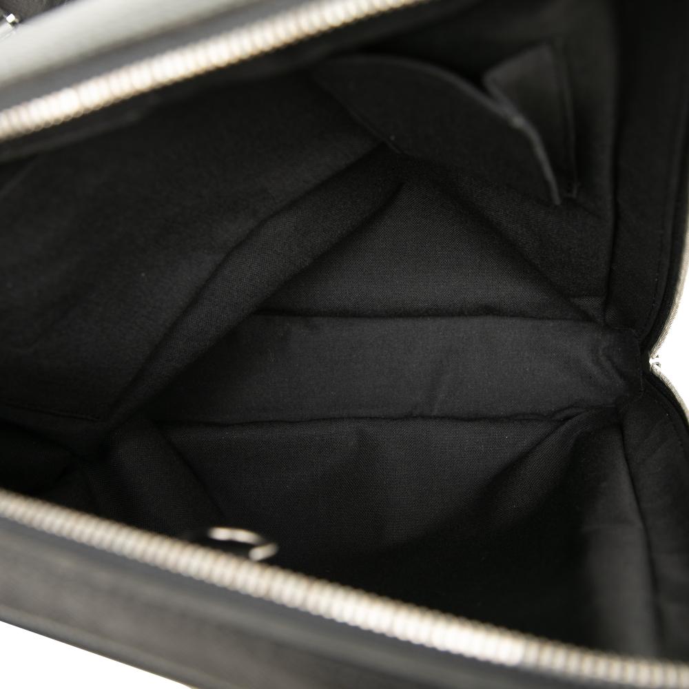 Louis Vuitton B Louis Vuitton Black Taiga Leather Leather Taiga Beluga France