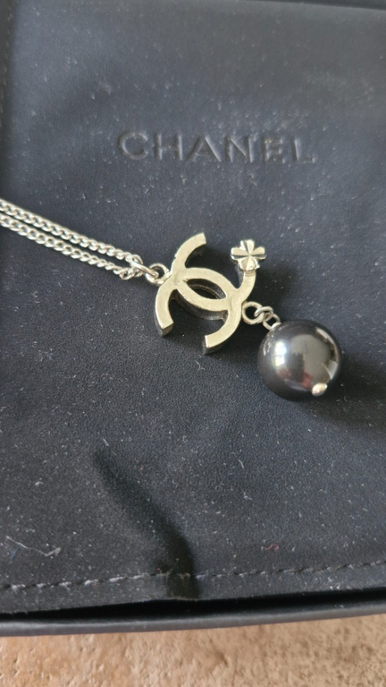 Chanel CC Schwarze Perle