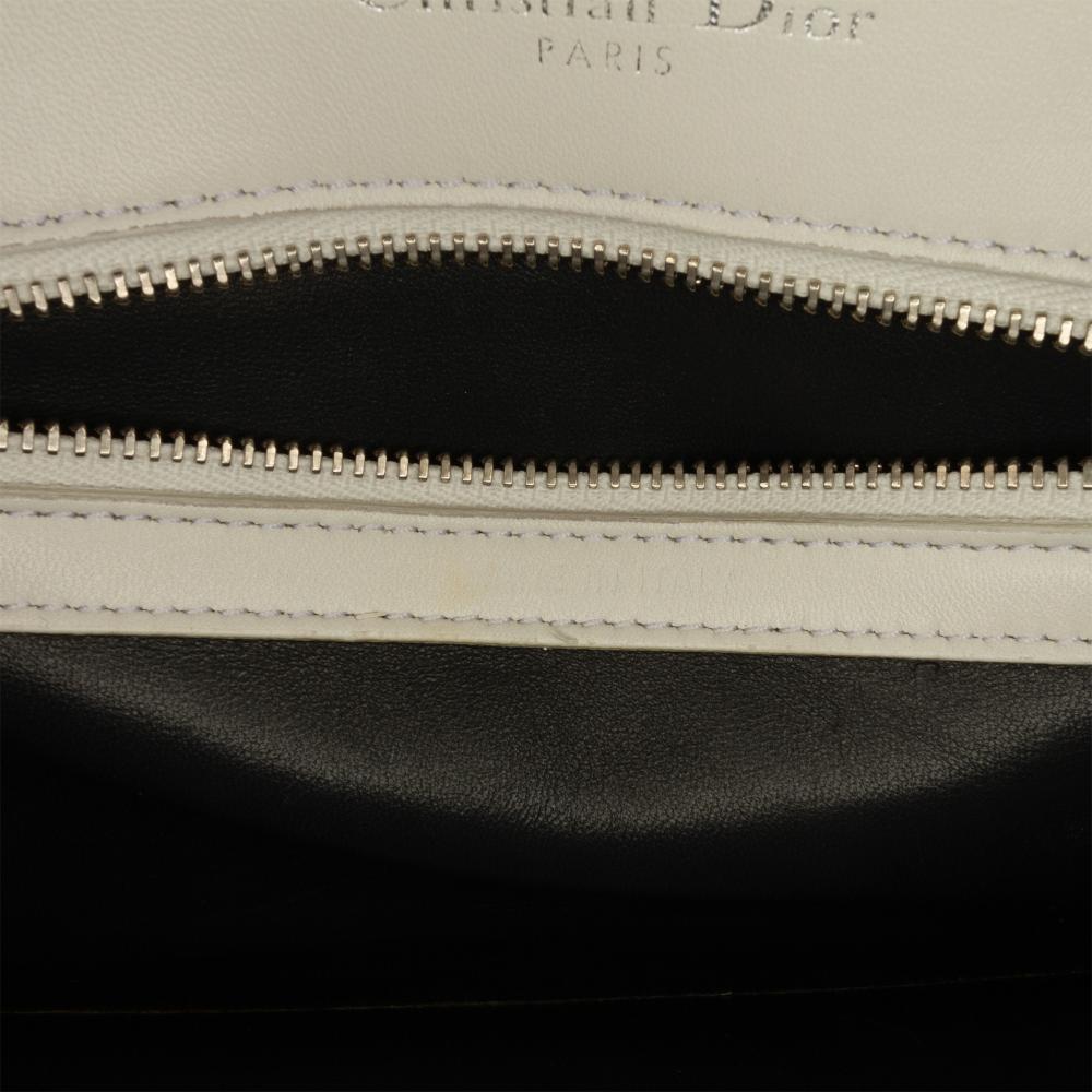 Christian Dior B Dior White Patent Leather Leather Medium Patent Diorama Italy