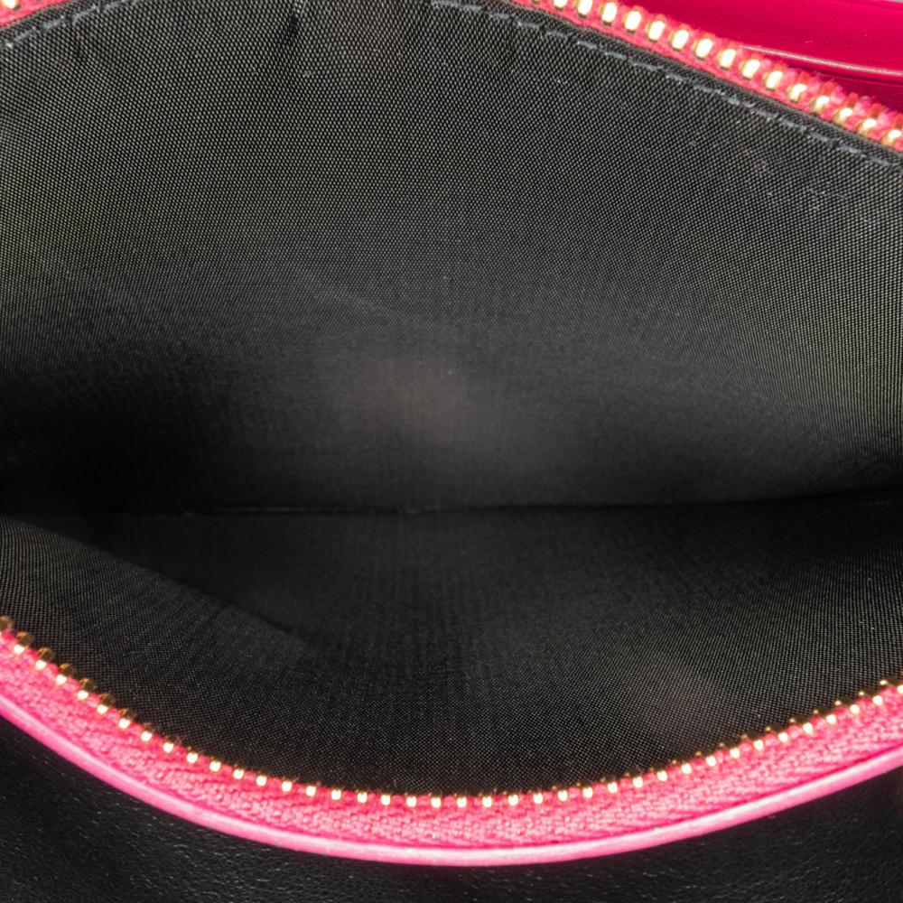 Saint Laurent AB Saint Laurent Pink Hot Pink Patent Leather Leather Medium Patent Vicky Crossbody Italy
