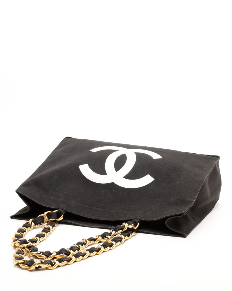 Chanel CC Chain Tote Bag