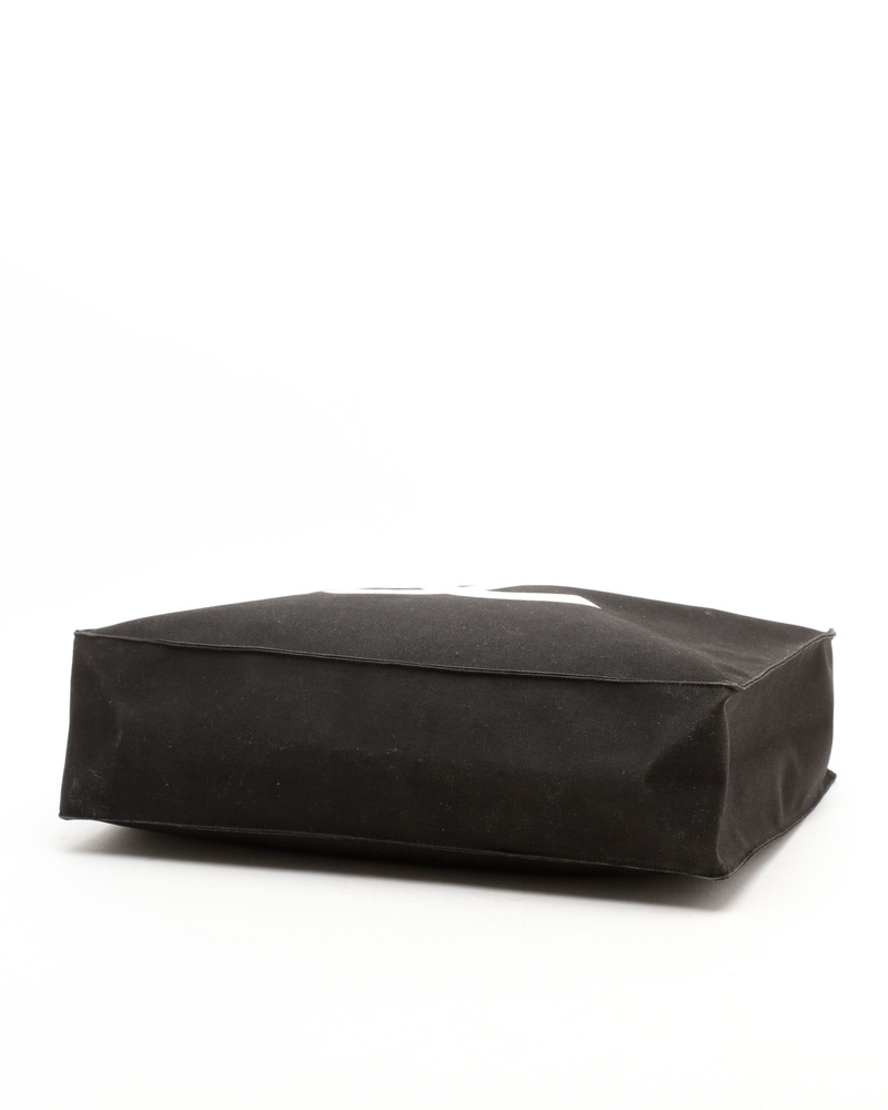 Chanel CC Chain Tote Bag