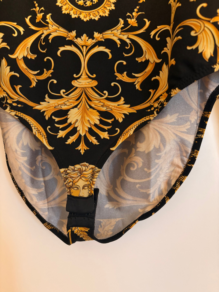 Versace Body