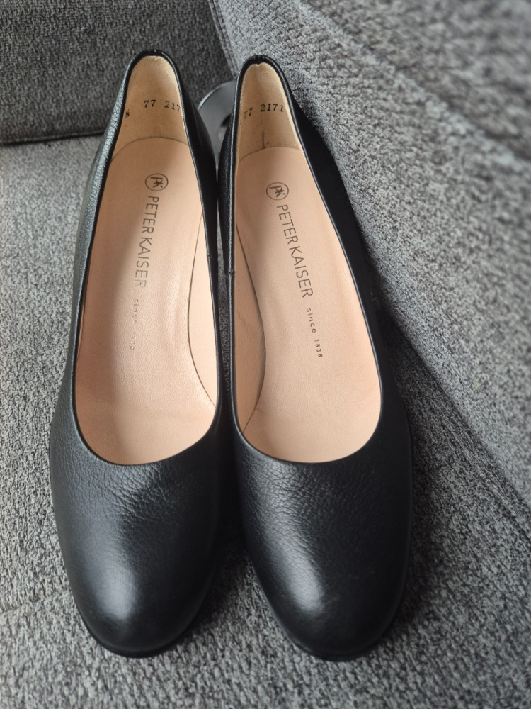 Peter Kaiser Pumps
