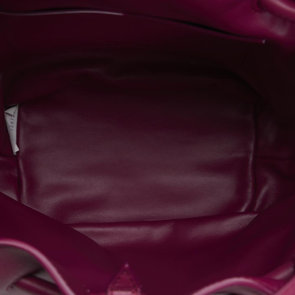 Bottega Veneta AB Bottega Veneta Pink Calf Leather Beak Handbag Italy