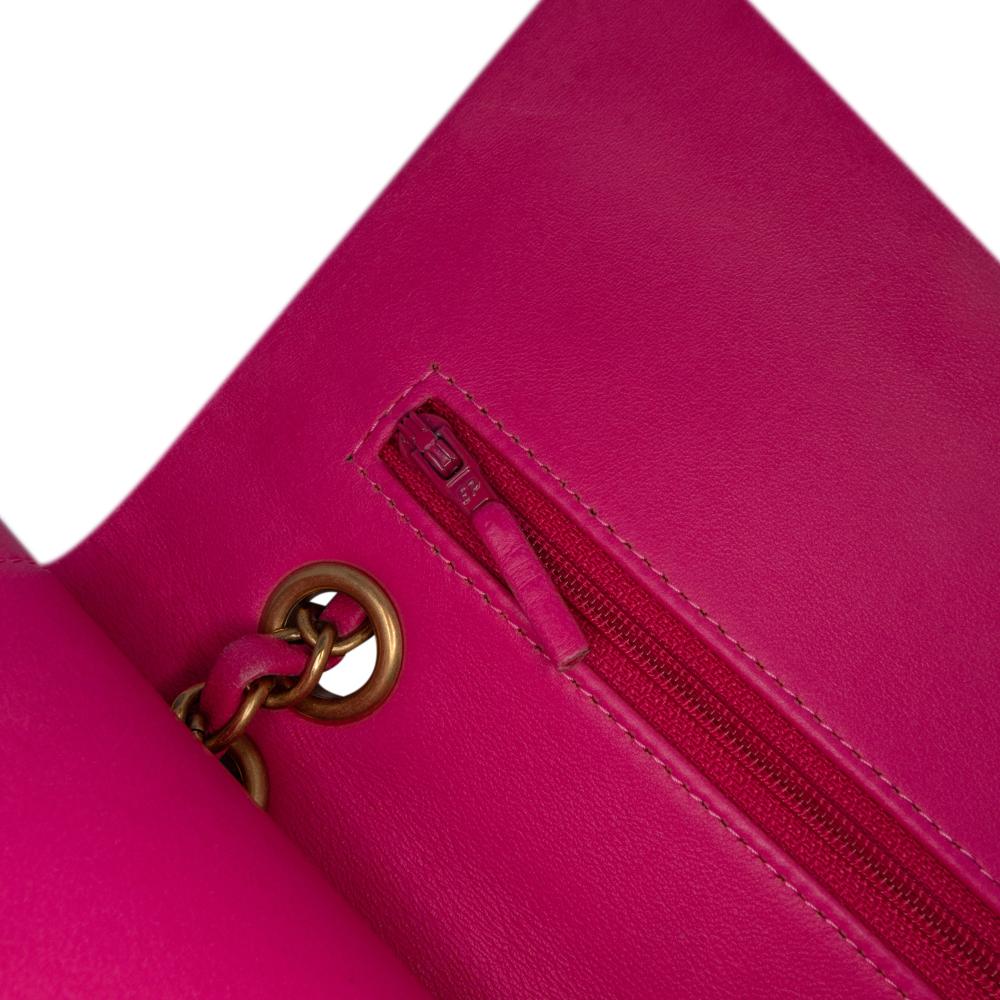 Chanel B Chanel Pink Blush Lambskin Leather Leather Medium Classic Chevron Lambskin Double Flap France