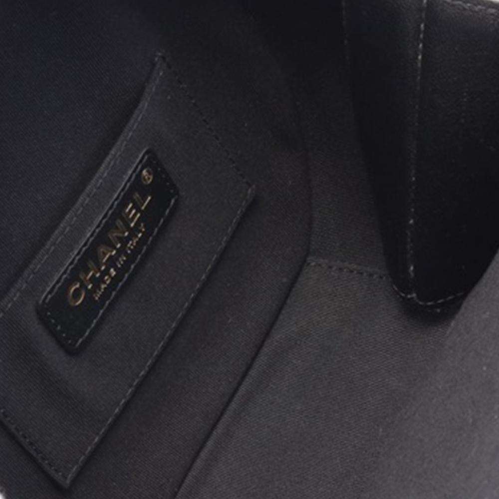 Chanel Black Quilted Lambskin Oval Logo Chain Top Handle Round Clutch on Chain Italy