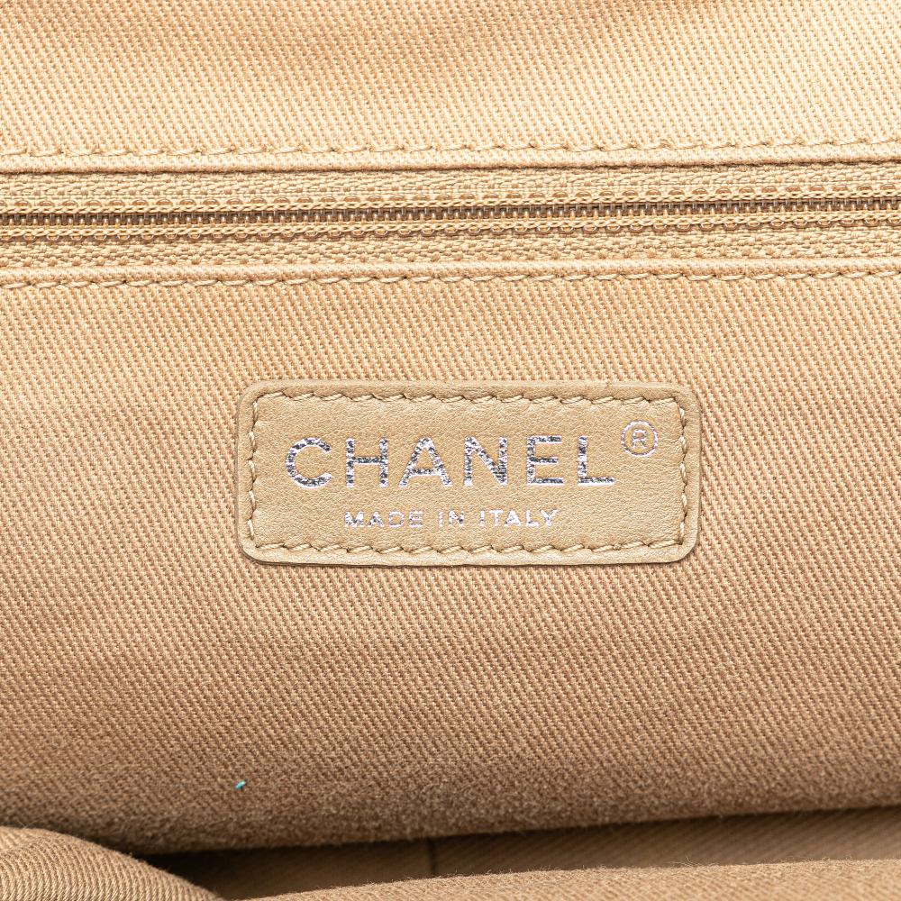 Chanel B Chanel Red Caviar Leather Leather Medium Quilted Caviar Frame Tote Italy