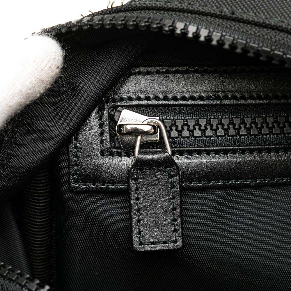 Gucci B Gucci Black Canvas Fabric Techno Web L Aveugle Par Amour Embroidered Belt Bag Italy