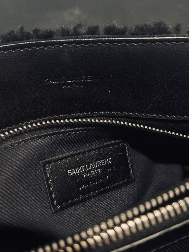 Saint Laurent Loulou medium