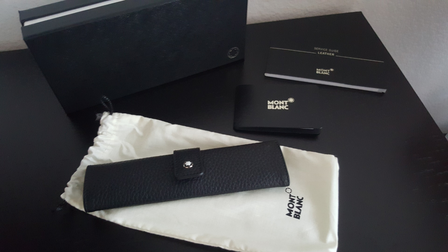 Montblanc (Brand new!) Montblanc case for 1 leather writing instrument