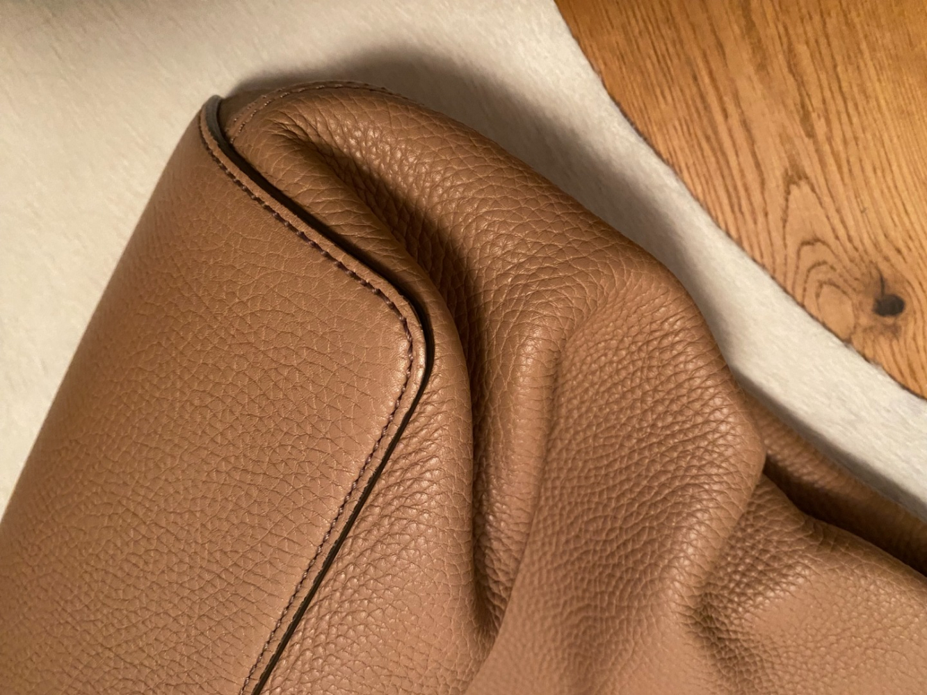 Gucci Soho Tassel Hobo Bag Beige