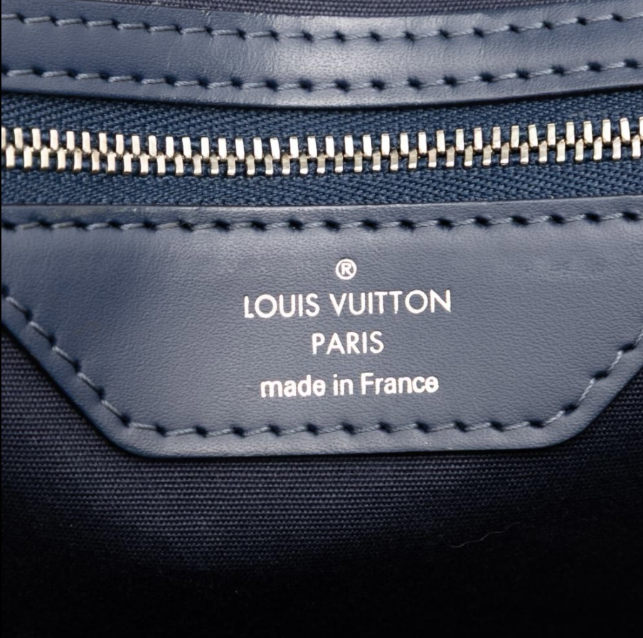 Louis Vuitton B Louis Vuitton Blue Navy Epi Leather Leather Epi Brea MM France