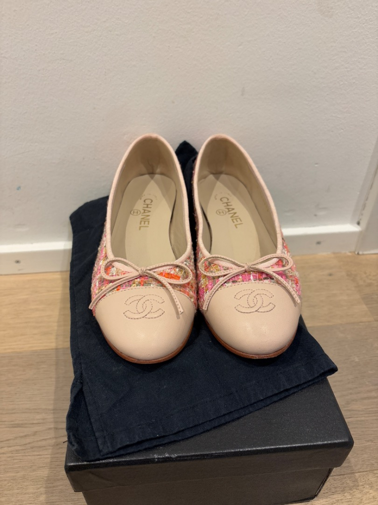 Chanel Pink Tweed Ballerinas