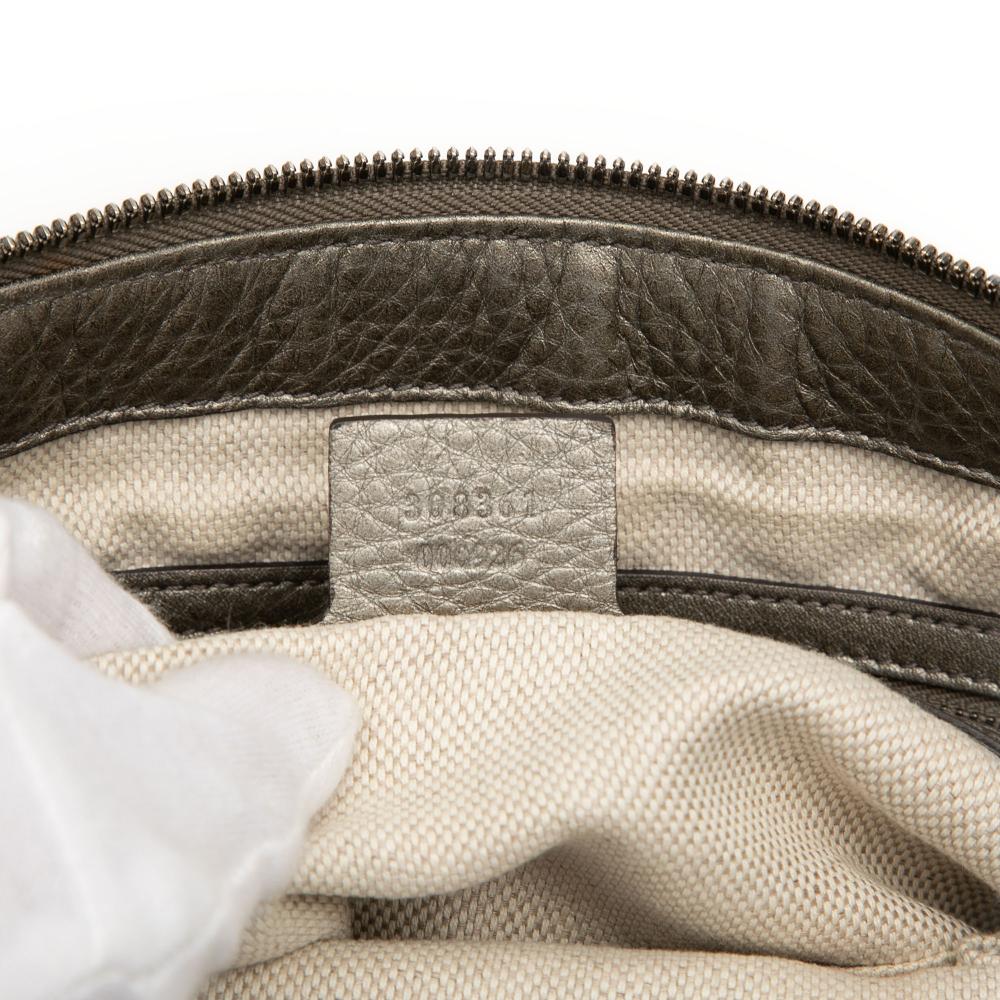 Gucci B Gucci Silver Calf Leather Soho Crossbody Italy