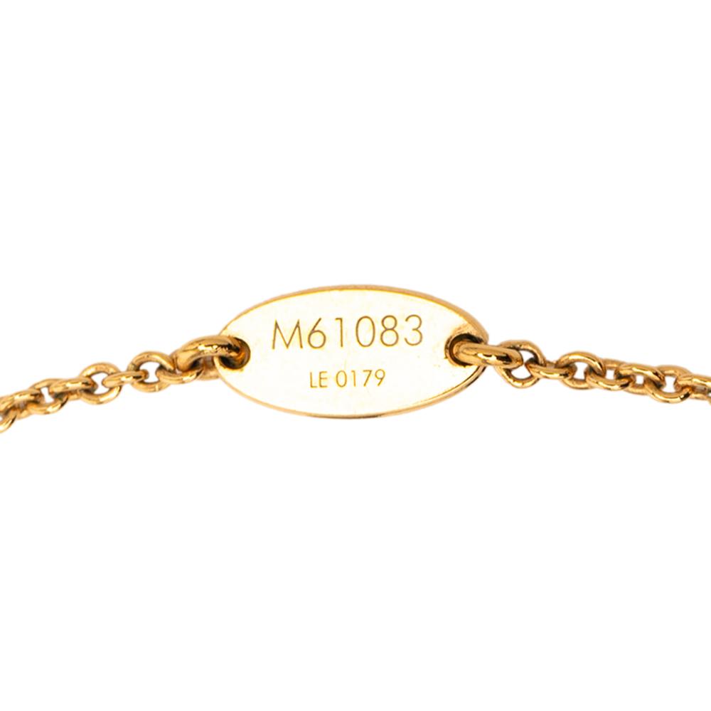 Louis Vuitton AB Louis Vuitton Gold Gold Plated Metal Essential V Necklace Italy